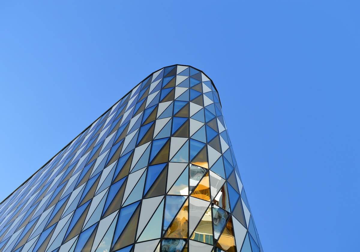 马健：湖人在球队战术上需要凯斯勒，但战略上并不需要他