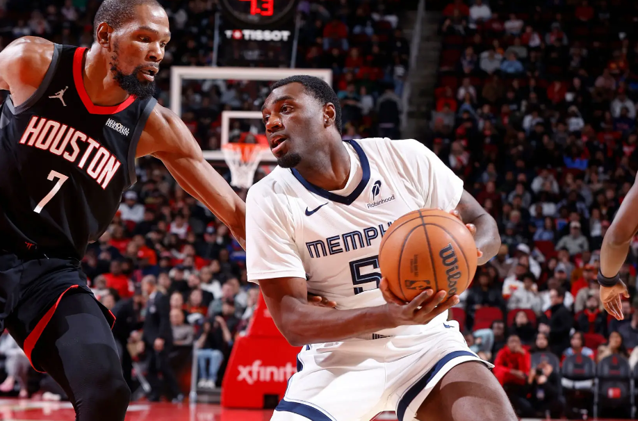 kaiyun体育-面对火箭不断打铁，灰熊替补后场这样的状态还能留在轮换阵容中？