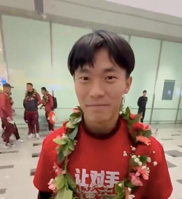 kaiyun官网-胡荷韬：亚军成绩有遗憾，要转化成动力；先回成都休整再冬训